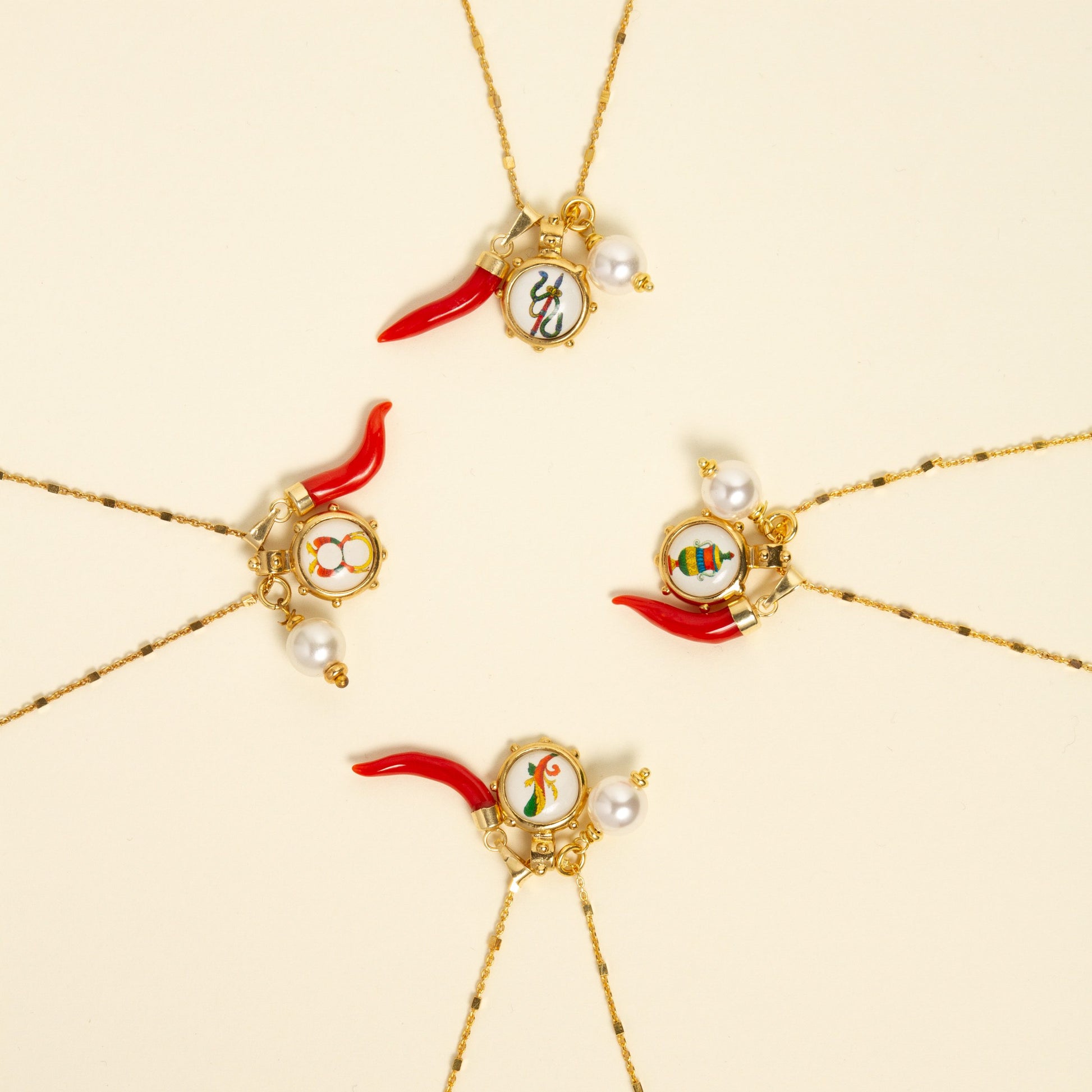 Collana Lunga Carte Napoletane Asso e Corno in corallo