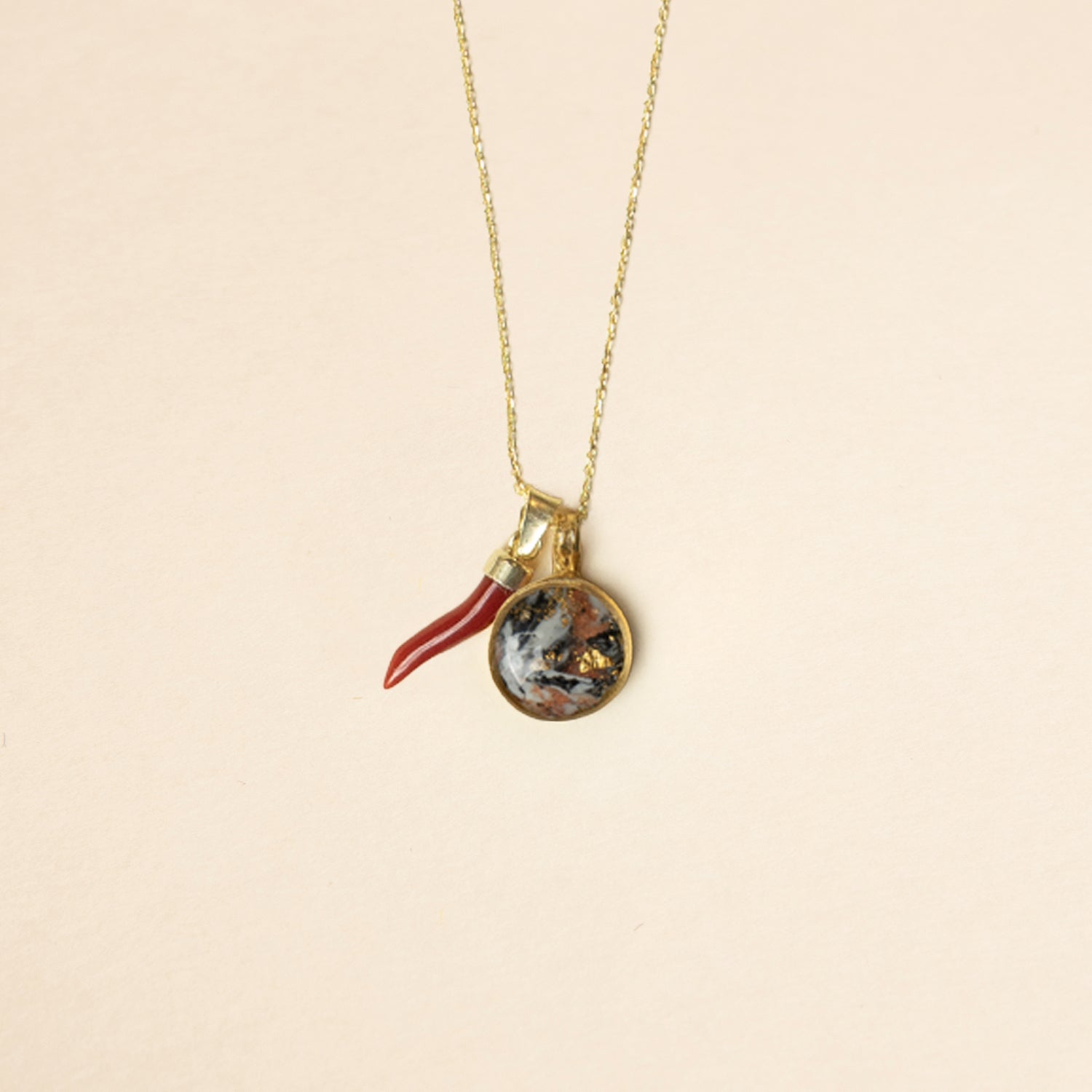 Collana marble nera